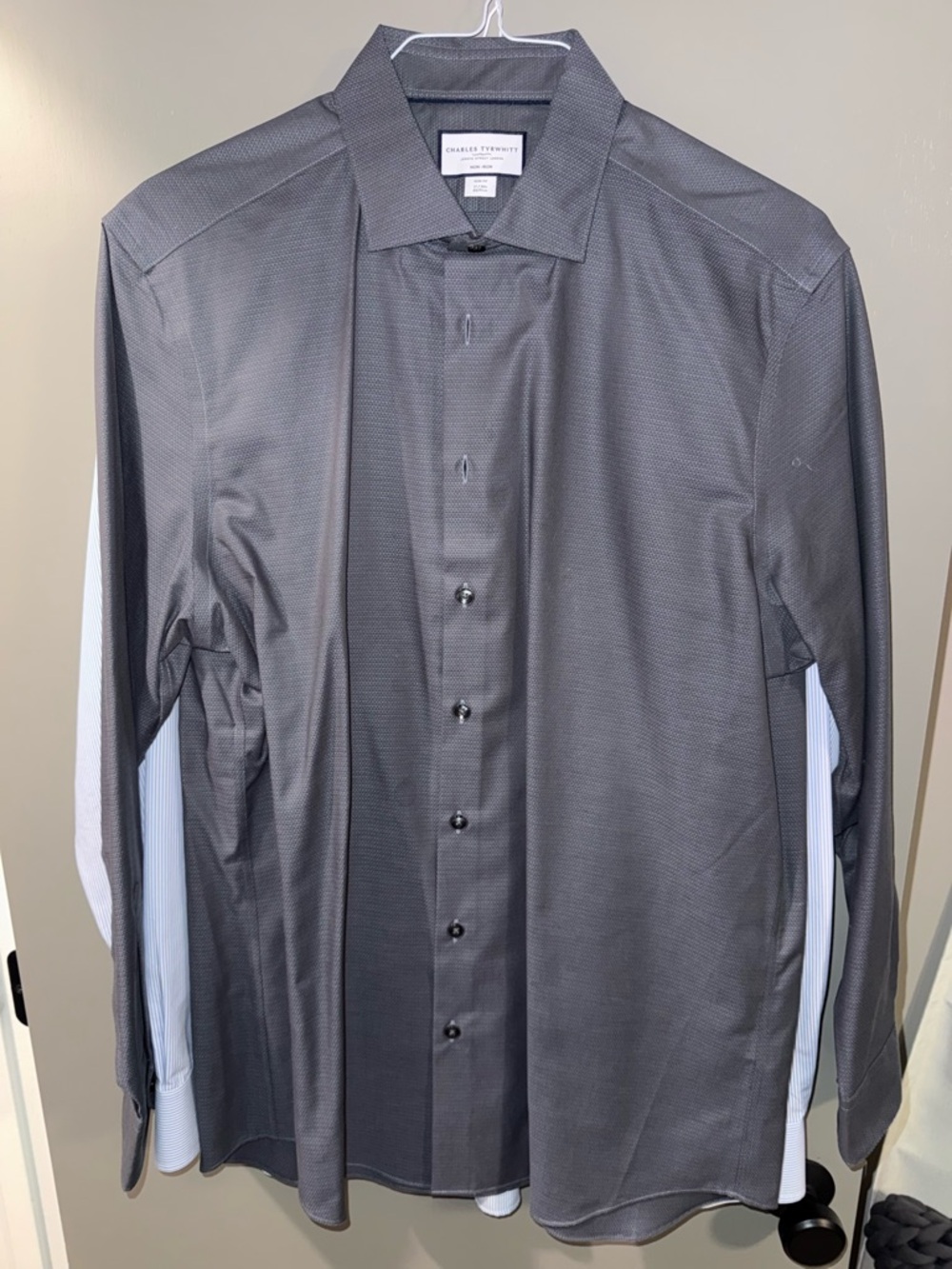 Charles Tyrwhitt Men's Charcoal Textured Dress Shirt